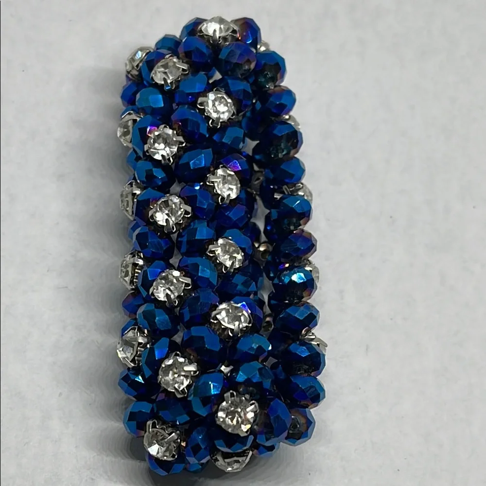 Vtg gorgeous Blue bead clear stretch prong set rhinestone Bracelet beautiful